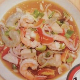 ยำกุ้งแซบนัวไข่ดอง