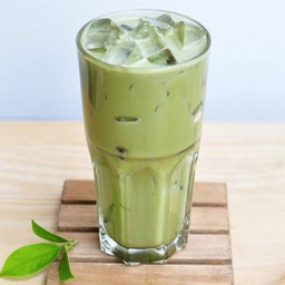 ชาเขียวมัทฉะเย็น Matcha Green Tea Latte