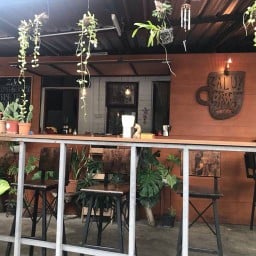 Zalux coffee ( by ภูหมอกฟ้า คาเฟ่)