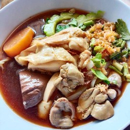 ก๋วยเตี๋ยวไก่ (ธรรมดา)