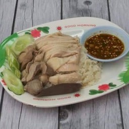 ข้าวมันไก่เครื่องใน