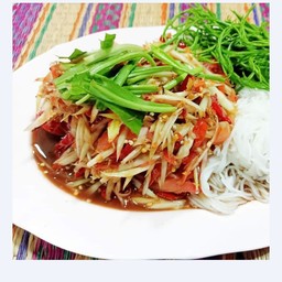 ข้าวยำใบบัว
