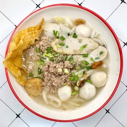 ก๋วยเตี๋ยวน้ำ (พิเศษ)