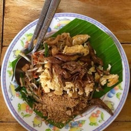 ผัดไทยปลากรอบ