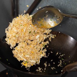 ข้าวผัดกุนเชียง