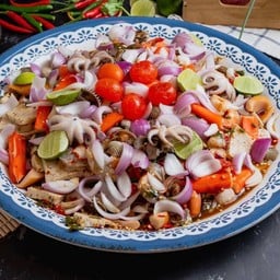 ยำวันนี้ให้ดีที่สุด