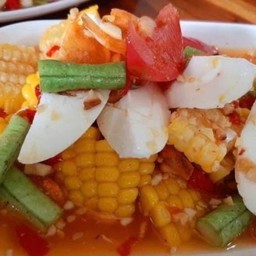 ตำข้าวโพด-ไข่เค็ม