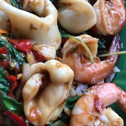 ข้าวกระเพรารวมทะเล