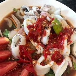 ยำมาม่าเล็บมือนาง