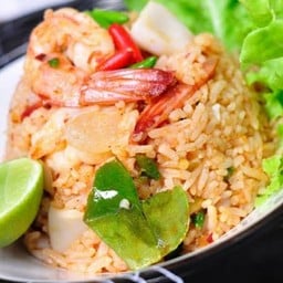 ข้าวผัดต้มยำ