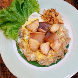 ก๋วยเตี๋ยวกรอบคั่วไก่