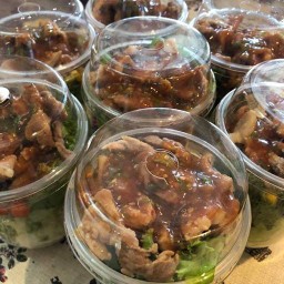 ร้านแม่เฟรนด์ หมูกะทะย่างให้