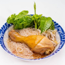 C1 น่องไก่ตุ๋นยาจีน