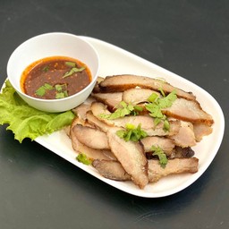 คอหมูย่าง