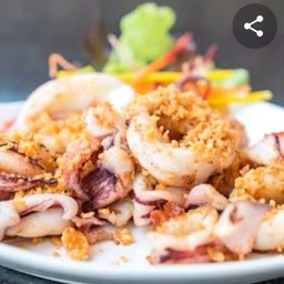 ข้าวทะเลกระเทียม