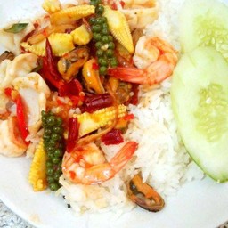 ข้าวทะเลผัดฉ่า
