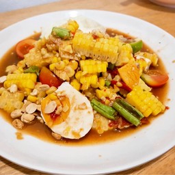 ตำข้าวโพดไข่เค็ม