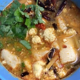 ต้มยำเนื้อปลา + ไข่ปลา