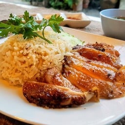 ข้าวมันไก่หนองฮ่อ หน้าวัดช่างเคี่ยน