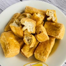 เจ๊ทิพย์เต้าหู้ทอดสามย่าน แม็คโครแจ้งวัฒนะ