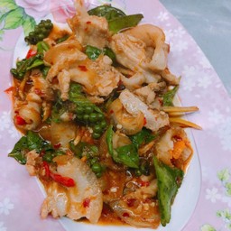 หมูป่าผัดเผ็ด