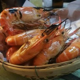 กุ้งเผาเตาแดง