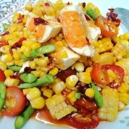 ตำข้าวโพดไข่เค็ม