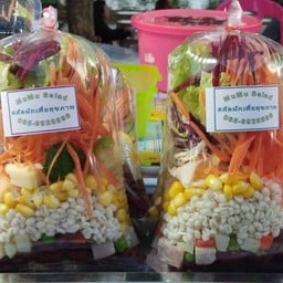 มู๊มู๋สลัด-สลัดโรล