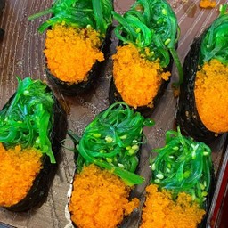 ยำสาหร่ายไข่กุ้ง