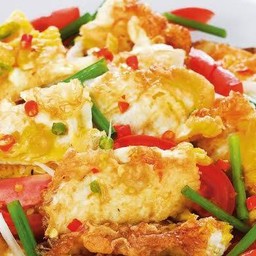 ยำไข่ดาว