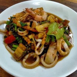 ผัดขี้เมาทะเล