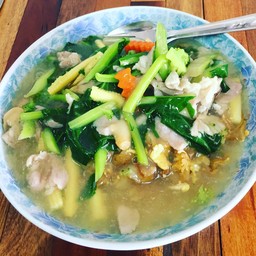 ราดหน้าหมู