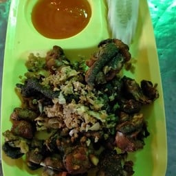 กบ ทอดดระเทียม