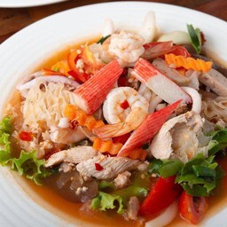 ยำวุ้นเส้นรวมมิตร