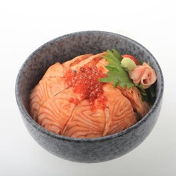 D03 ข้าวหน้าปลาแซลม่อนย่างซอสเทริยากิโรยไข่แซลม่อน