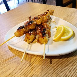 สามเกลอ กะเพราปากแตก