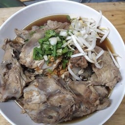 โครงไก่