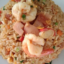 รสมือแม่ ส้มตำ&อาหารตามสั่ง ไม่มีสาขา