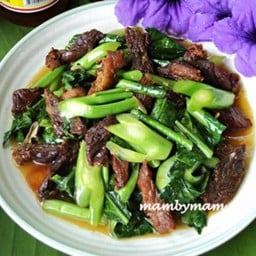 คะน้าเนื้อแดด