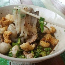 ก๋วยเตี๋ยวเรือ หมู