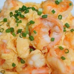 ข้าวหน้าไข่ข้น....น้องออกัส น้องออกัส....ออกัสเอง