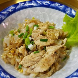 ก๋วยเตี๋ยวคั่วไก่