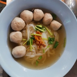 ลูกชิ้นหมู