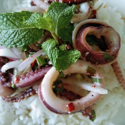 ข้าวลาบ