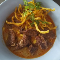 ข้าวซอยเนื้อ