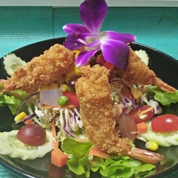 สลัดกุ้งกรอบ