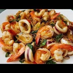 กะเพราทะเล (กับข้าว)