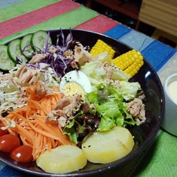 สลัดทูน่า