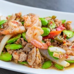 หมูผัดสะตอกุ้ง
