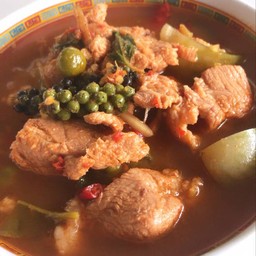 แกงเผ็ดหมู